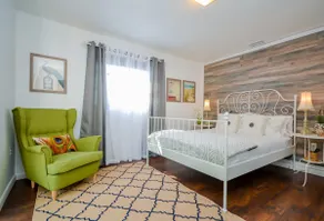 Great Duplex:2 Houses. Grove Central. 5mi to Beach - Image 4