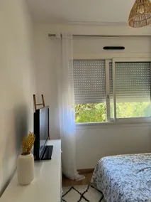 1 bedroom with parking space, in the city center - Image 5