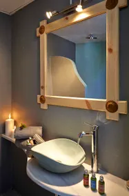 GORGEOUS STUDIO IN PRIVATE VILLA - Image 4