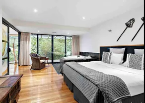 Springs Spa Villa, luxury 2-bedroom dog friendly - Image 5