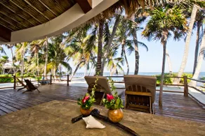 Breathtaking, Luxurious Beachfront Villa Sand - Image 3