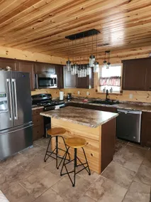 Ozarks Hideaway - Image 3