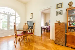Villa Flora-Downtown - Image 2