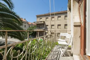 Villa Flora-Downtown - Image 3