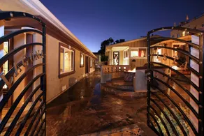 Laguna Point- OceanViews-Steps to the Beach! - Image 5