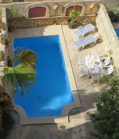 Quaint farmhouse with pool - Image 2