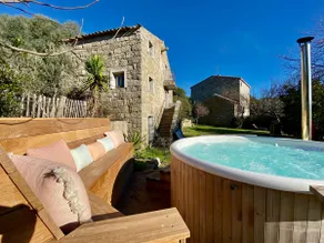 Authentique maison corse avec piscine & vue panoramique sur la chaine de Cagna. - Image 4