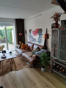 Townhouse of 91 m2 with private parking and storage room - Image 2