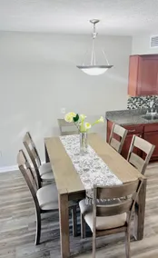 Mandarin Cheerful 2 Bedroom Townhouse w/fireplace - Image 5