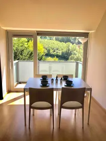 Independent duplex with superb wooded view + balcony - Image 2