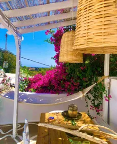 The Summer Pink House - Image 5