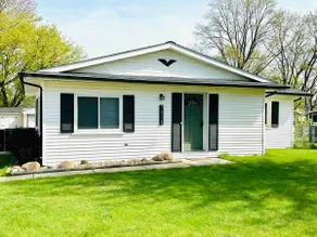 Cozy 2 Bed Home by Ann Arbor - Image 4
