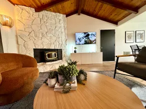 Cabin Green - Image 2