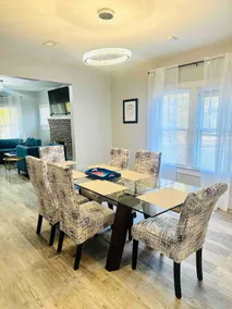 Spacious Family Oasis - 2Q1K - Timeless Charm! - Image 4