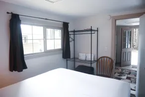 Two Bedroom Cabin - Image 4