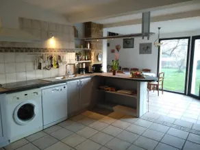 Reunion • huge enclosed garden • sleeps 20 - Image 5