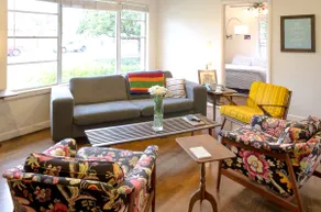 Mid-Century Eclectic Bungalow - Image 4