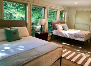 The Harlow Cottage at Eden Isle - Image 2