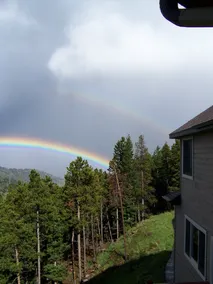 Come smell the pines from your exclusive suite!! - Image 5