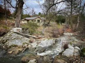 🛶 Cozy Creek Cabin near Yosemite & Bass Lake - Image 2
