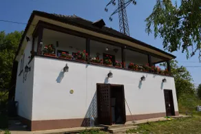 Cottage Poe, cu fata la Paradis - Image 3