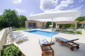 Charming Villa Katja with Private Pool and AC in All Rooms, Near Split - Image 3