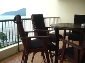 Cairns Esplanade Apartment - Image 5