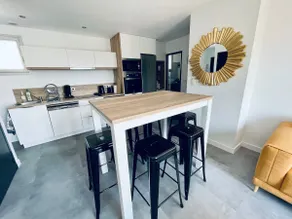 2 bedrooms with terrace in the city center, 6 people max - Image 3