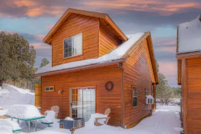 Elk Hollow Cabin with CHARM Backs National Forest, WIFI, stocked kitchen, BBQ - Image 3
