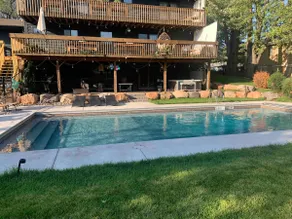 Large Retreat Minutes From Both Downtowns, Mall of America, and Airport - Image 3