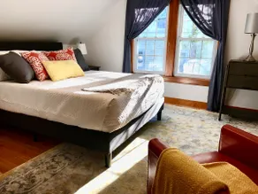 Cottage Charm, 3 BDR- 10 Minutes to Starved Rock! - Image 3
