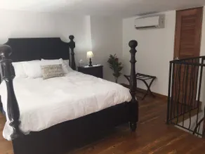 Exquisitely decorated loft, great for couples! - Image 2