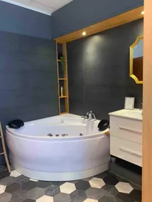 L'Appart d'Hugo: Wellness Cocoon - Sauna & Balneotherapy - Image 4
