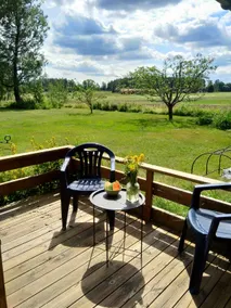 Cozy cottage in the countryside – nature, chickens & close to a castle - Image 2