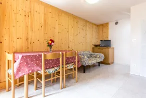 At the Verde Villaggio three-room apartment - Image 3