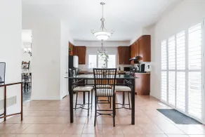 Entire Home - Spacious 4 Bedroom Near Deer Creek - Image 3