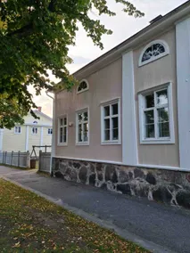 An old library right in the center of Tammisaari - Image 3