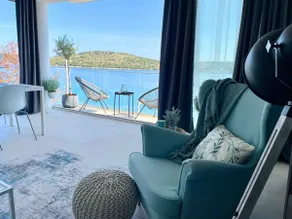Pearl House - Suite Elena - Image 4