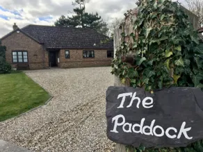 The Paddock - an incredibly spacious bungalow - Image 2