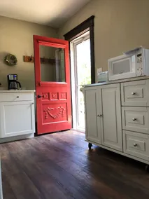 Rustic Farmhouse - Image 5