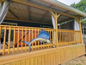 Dockside Lodge with Hot Tub Overlooking Creek - Image 2