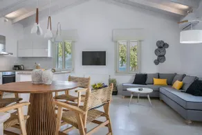 Olvio Living by the Sea - Image 2