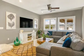 Private Beach Home, Sleeps 8, A/C, Game Room - Image 4