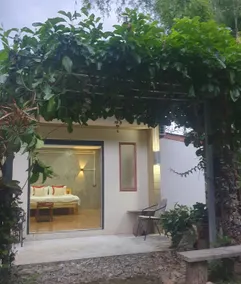 Mind's Homestay (Green) - Image 2