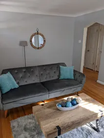 Cozy 3 bedroom home with finished basement. - Image 3