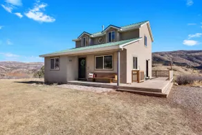 The Mountain House at Thistle & Pine. 152 Acres! - Image 3