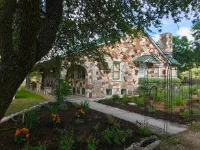TX Rock House - Near TSU, Outlet Mall and Gruene - Image 3