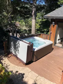 MV Showstopper w/ hot tub, trampoline and views - Image 3