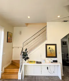 Central/East Maple Ave. Guest House - Image 3