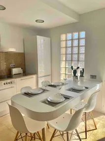 Sea View Apartment near Beach in Calella - Image 4